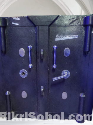Locker